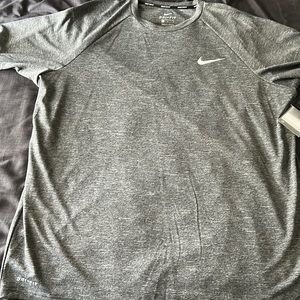 Nike DRI-FIT UPF40 T-Shirt